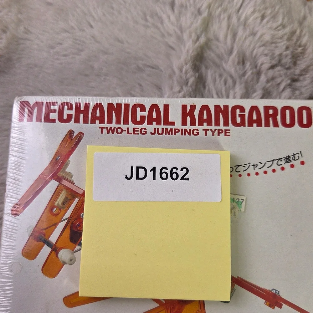 Tamiya RoboCraft No 2 Mechanical Kangaroo Two-Leg Jumping Type Kit 71102 NEW